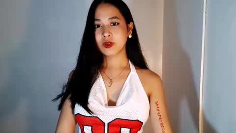 Snapshot of yourhumiliationgirl chatting on November 2025 01:33:02 PM yourhumiliationgirl online show from November 2025 01:33:02 PM