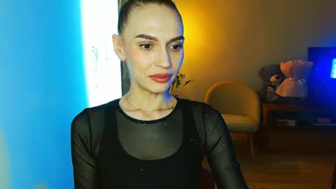 Snapshot of yourladysunshine chatting on April 2026 07:31:01 AM Ksyusha online show from April 2026 07:31:01 AM