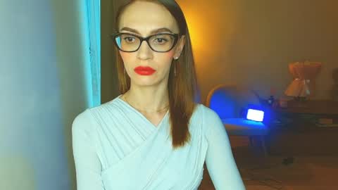Snapshot of yourladysunshine chatting on April 2026 07:52:01 AM Ksyusha online show from April 2026 07:52:01 AM