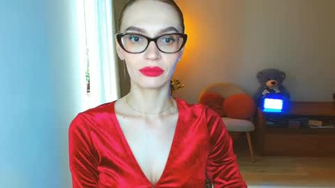 Snapshot of yourladysunshine chatting on April 2026 07:55:02 AM Ksyusha online show from April 2026 07:55:02 AM