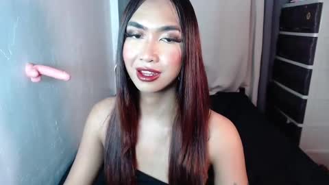 Snapshot of yourlovebella88 chatting on March 2025 09:32:02 PM yourlovebella88 online show from March 2025 09:32:02 PM