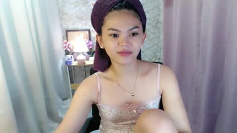 your lovely Dina online show from December 2025 01:43:01 AM