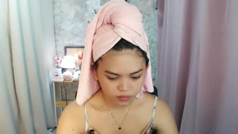 Snapshot of yourlovelytranspinay chatting on March 2026 02:07:01 AM your lovely Dina online show from March 2026 02:07:01 AM