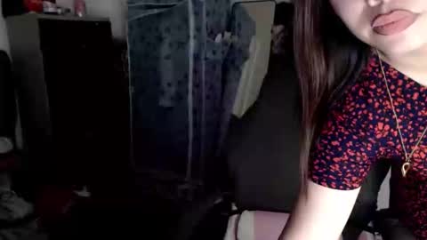 Snapshot of yourlovetifannyx chatting on September 2025 04:16:01 AM tifanny online show from September 2025 04:16:01 AM