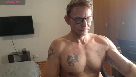 Snapshot of yournaughtyneighbors25 chatting on December 2025 06:23:01 PM Ellie and Wesley online show from December 2025 06:23:01 PM