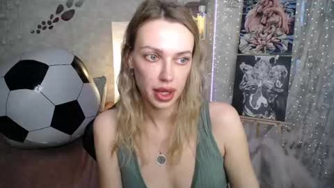 Snapshot of yournickyadamidi chatting on June 2026 04:27:02 PM Nicky online show from June 2026 04:27:02 PM