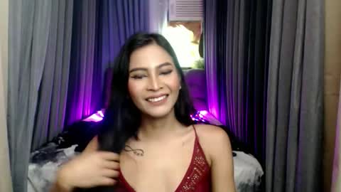 yourprettybella_ts online show from November 2025 10:31:02 PM