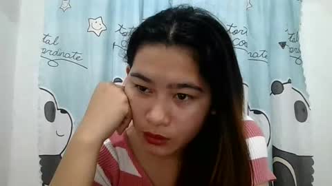 Snapshot of yourprettykelly chatting on February 2025 12:43:01 AM Kelly online show from February 2025 12:43:01 AM
