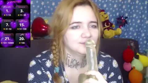 Snapshot of yours_good_mood chatting on October 2025 02:08:02 AM Im - DANI .insta - hardblade1 online show from October 2025 02:08:02 AM