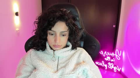 Camille online show from September 2025 03:40:01 AM