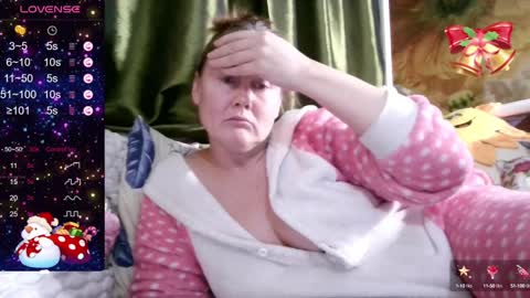 Snapshot of yoursexkroshka chatting on December 2024 06:09:01 PM kroshka online show from December 2024 06:09:01 PM