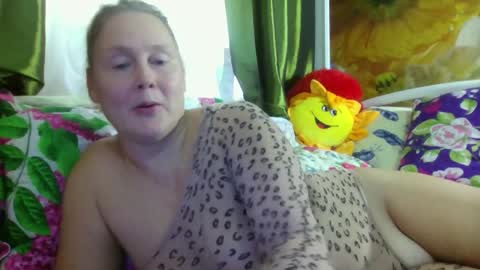 Snapshot of yoursexkroshka chatting on October 2025 11:30:02 AM kroshka online show from October 2025 11:30:02 AM