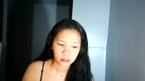 Snapshot of yoursexy_reb chatting on December 2025 01:10:02 AM yoursexy_reb online show from December 2025 01:10:02 AM