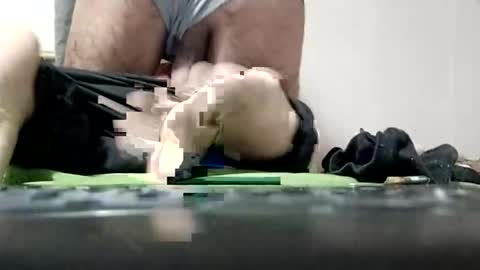 Snapshot of yoursexymr chatting on November 2025 04:07:01 PM Mark online show from November 2025 04:07:01 PM