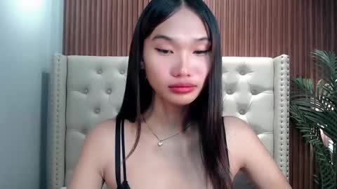 yoursluttyashxx online show from December 2025 05:33:02 PM