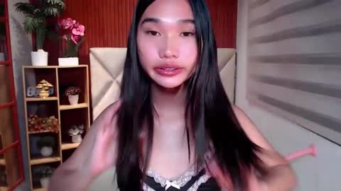 yoursluttyashxx online show from June 2026 05:24:02 PM