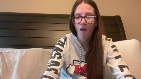 Snapshot of yourstrulylivy chatting on December 2024 09:02:02 PM yourstrulylivy online show from December 2024 09:02:02 PM