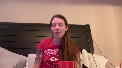 Snapshot of yourstrulylivy chatting on December 2024 04:04:01 PM yourstrulylivy online show from December 2024 04:04:01 PM