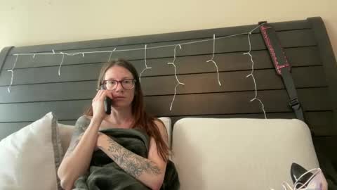 Snapshot of yourstrulylivy chatting on February 2025 06:53:01 PM yourstrulylivy online show from February 2025 06:53:01 PM