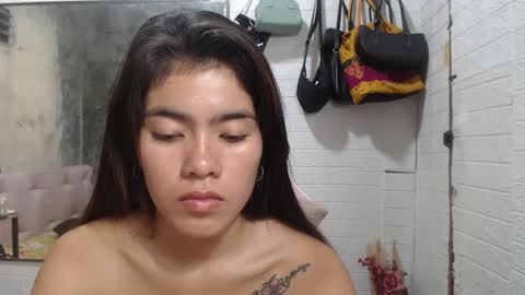 Snapshot of yoursweet_asian20 chatting on January 2025 04:28:01 AM Maddie online show from January 2025 04:28:01 AM