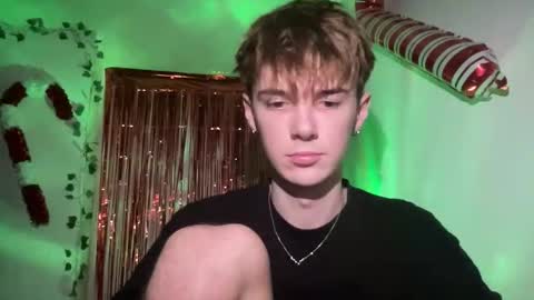 yoursweetyguy online show from January 2026 02:31:01 PM