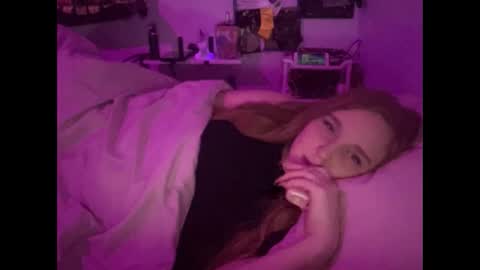 yourthickgingergoddess online show from December 2024 02:56:02 AM