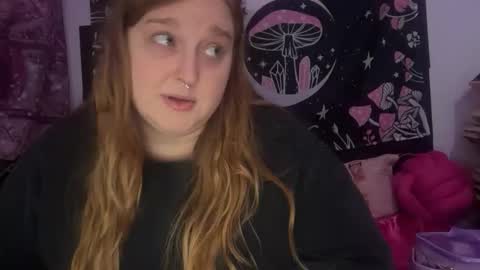 Snapshot of yourthickgingergoddess chatting on December 2025 11:42:01 PM yourthickgingergoddess online show from December 2025 11:42:01 PM