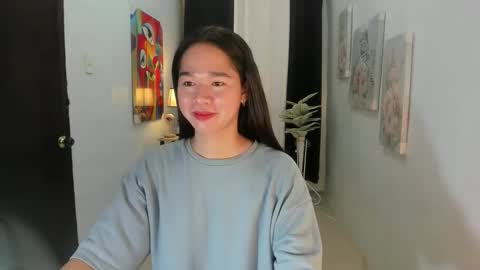 Snapshot of yourtinybunny chatting on October 2025 03:57:02 PM yourtinybunny online show from October 2025 03:57:02 PM