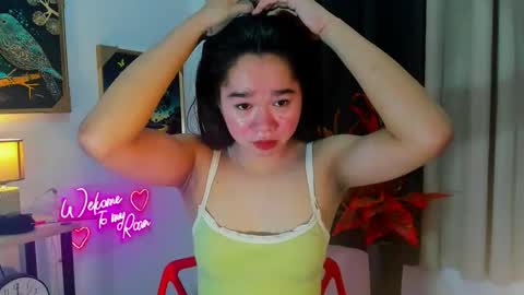 Snapshot of yourtinybunny chatting on November 2025 10:59:01 AM yourtinybunny online show from November 2025 10:59:01 AM