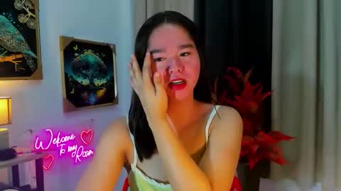 Snapshot of yourtinybunny chatting on November 2025 03:13:02 PM yourtinybunny online show from November 2025 03:13:02 PM