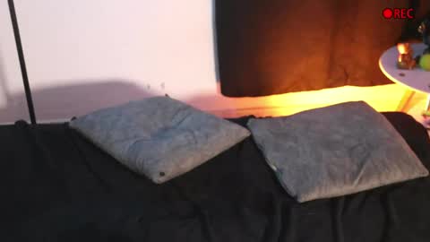Bella- Independert Model online show from April 2026 07:16:02 PM
