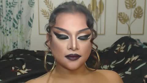 Snapshot of yourtrannyqueenxxx chatting on October 2025 11:13:02 PM Anastacia Grey online show from October 2025 11:13:02 PM