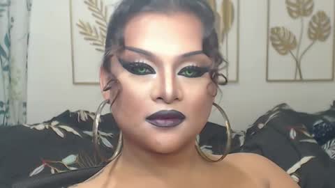 Snapshot of yourtrannyqueenxxx chatting on October 2025 10:22:02 PM Anastacia Grey online show from October 2025 10:22:02 PM