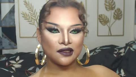 Snapshot of yourtrannyqueenxxx chatting on April 2026 11:25:02 PM Anastacia Grey online show from April 2026 11:25:02 PM
