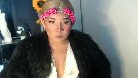 Snapshot of yourtransjeen chatting on February 2025 11:44:02 PM Jeen online show from February 2025 11:44:02 PM