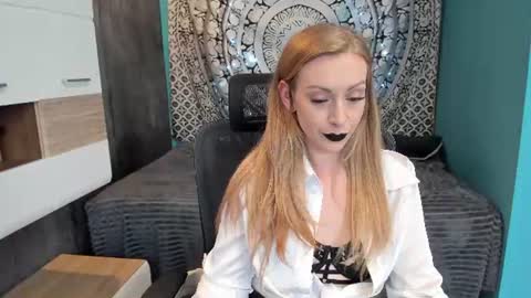 Snapshot of yourvenus00 chatting on July 2026 04:33:02 PM YourVenus00 -Follow my OF online show from July 2026 04:33:02 PM