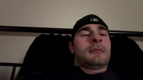 yourwhiteislandboy online show from May 2026 04:14:01 PM