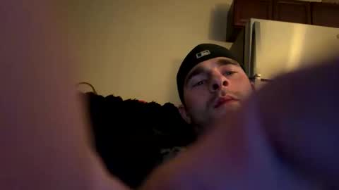 yourwhiteislandboy online show from May 2026 11:36:01 PM