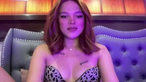 Snapshot of yourwildestdreamgirl chatting on May 2026 04:52:01 AM ANDREA online show from May 2026 04:52:01 AM