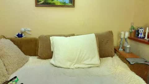 YourXQueen online show from March 2026 06:08:02 AM