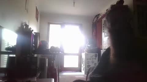 youthen online show from April 2026 07:28:01 AM