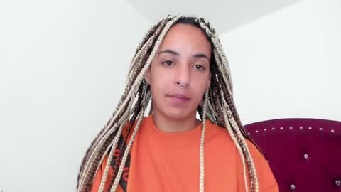 elizabeth  ju   online show from December 2024 06:05:02 PM