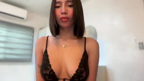 YowgineTheGreat online show from April 2026 06:16:01 AM