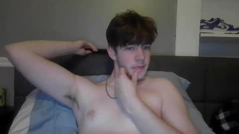 Snapshot of yp05 chatting on April 2026 10:32:02 AM YoungPhysique05 online show from April 2026 10:32:02 AM