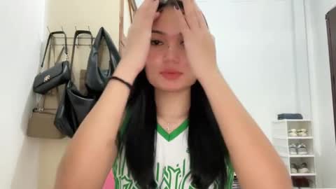 yrdrmgrl_jennie26 online show from February 2026 09:17:01 AM