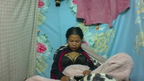 yrrinah online show from September 2025 02:33:01 AM
