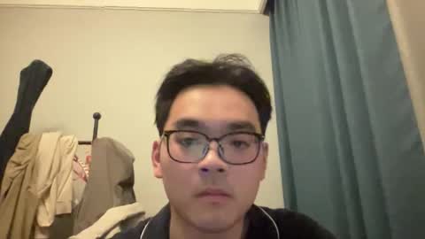 Snapshot of yuanhuan727 chatting on February 2026 04:47:02 PM Albert Locko online show from February 2026 04:47:02 PM