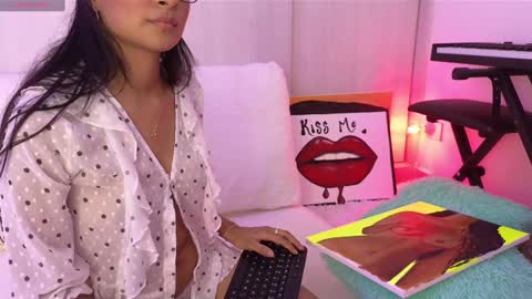 Yurani online show from January 2025 03:22:01 AM