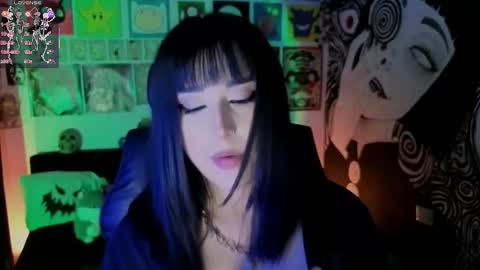    rawr   Anne Independent model      online show from October 2025 10:30:02 PM