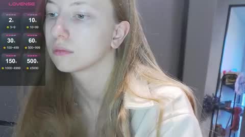 yuki_bloom online show from October 2025 08:46:01 AM